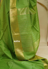 Pretty Parrot Green - Mangalgiri semi pattu with golden getti border